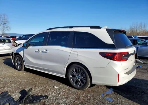 2025 Honda Odyssey Touring z USA, uszkodzony, nr VIN 5FNRL6H81SB012660